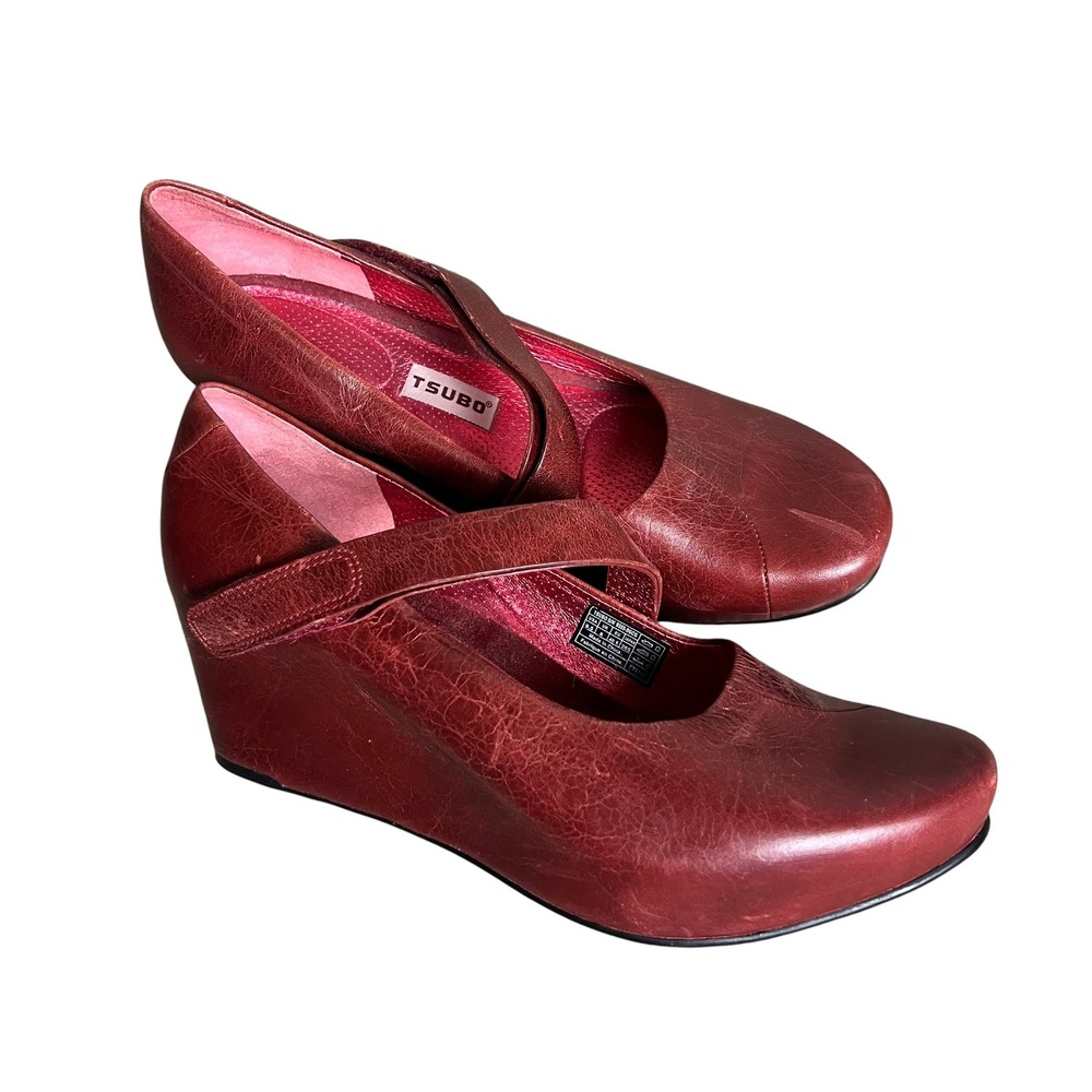 Tsubo Women Red Leather Wedge Mary Jane Heels 8355-SGCG Size 9.5